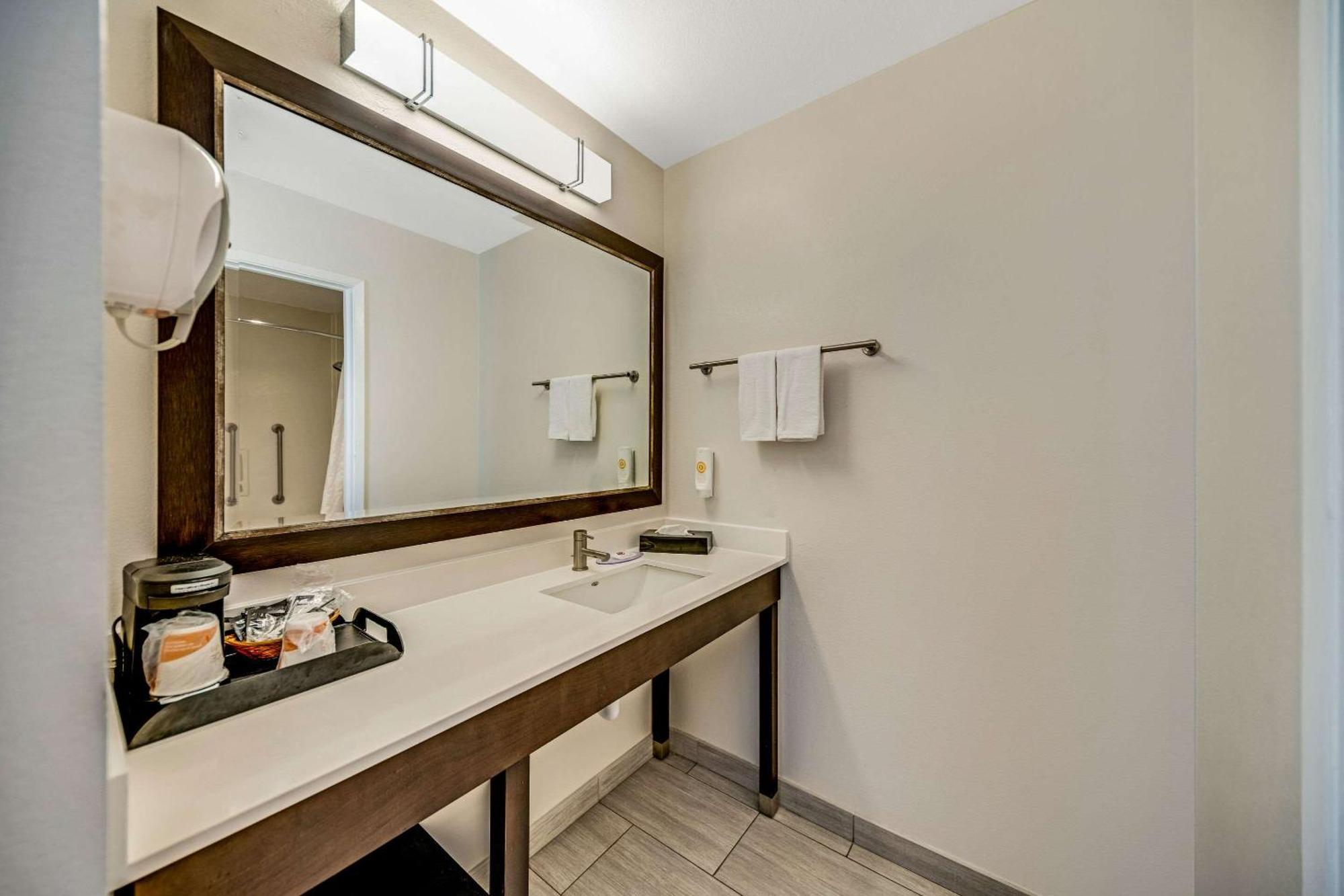 Comfort Inn Boardwalk Santa Cruz Bagian luar foto