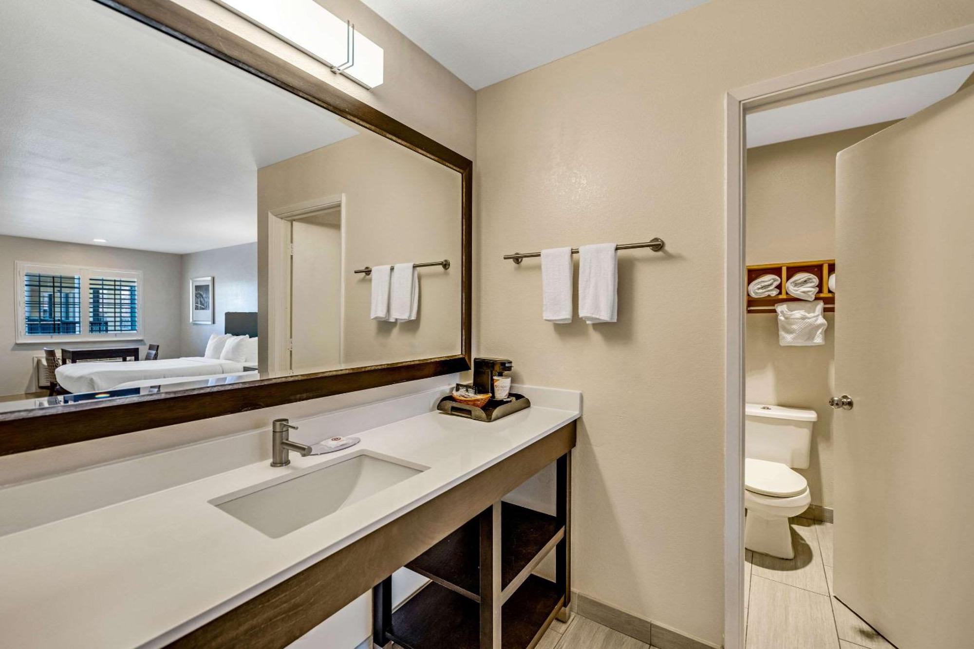 Comfort Inn Boardwalk Santa Cruz Bagian luar foto